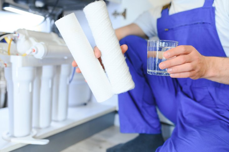 How Water Filtration Improves Taste, Odor, and Clarity